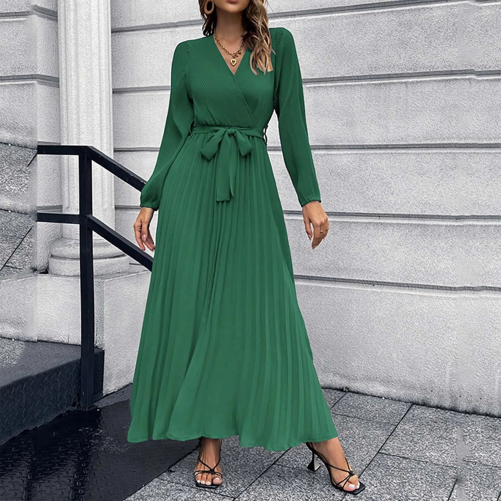 2025 Women's Autumn New Green Long-Sleeved Dress Lace Up Cross V-neck