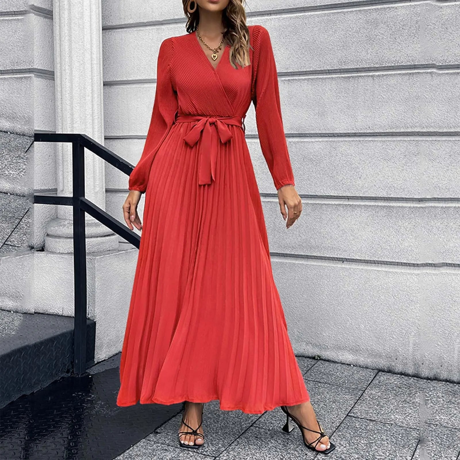 2025 Women's Autumn New Green Long-Sleeved Dress Lace Up Cross V-neck